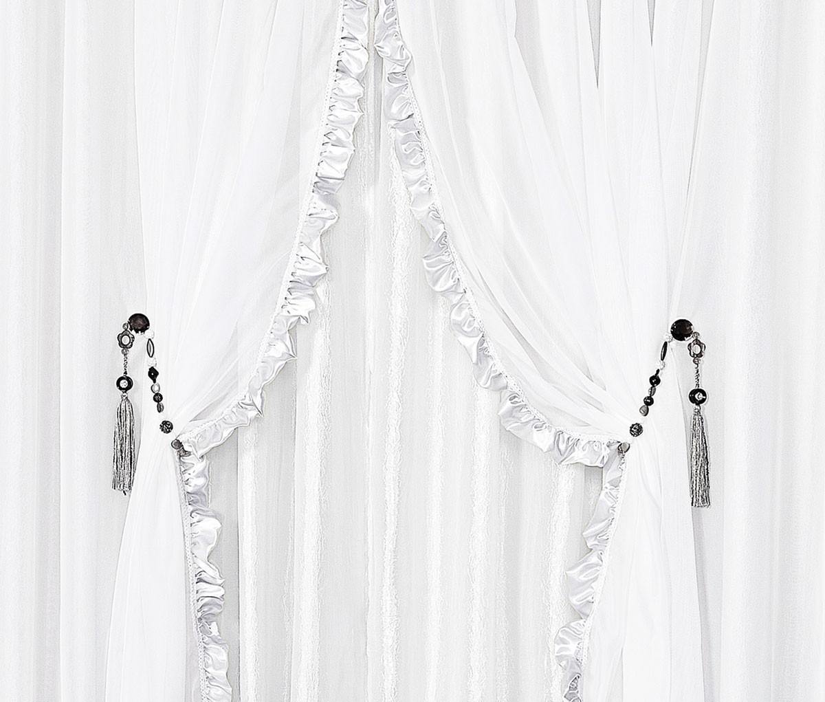 Cortina Rom Ntica 3 00m X 2 50m Para Var O Simples Branco Borda Cortina Rom Ntica 3 00m X 2 50m Para Var O Simples Branco Borda